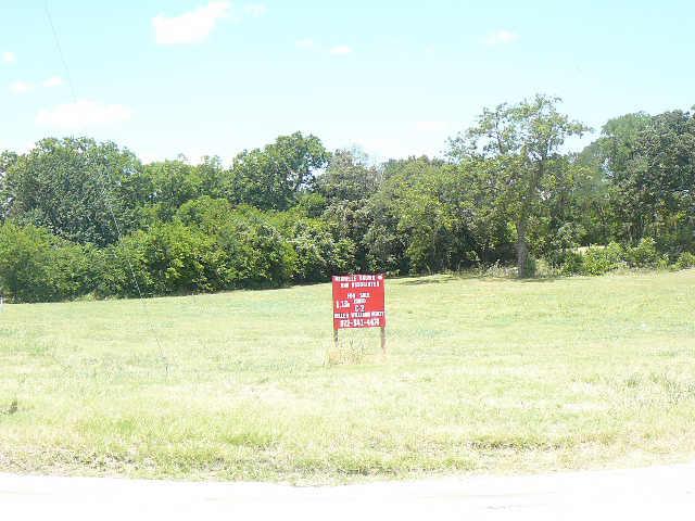 101 Gerault Rde (fm2499) Road Property Photo