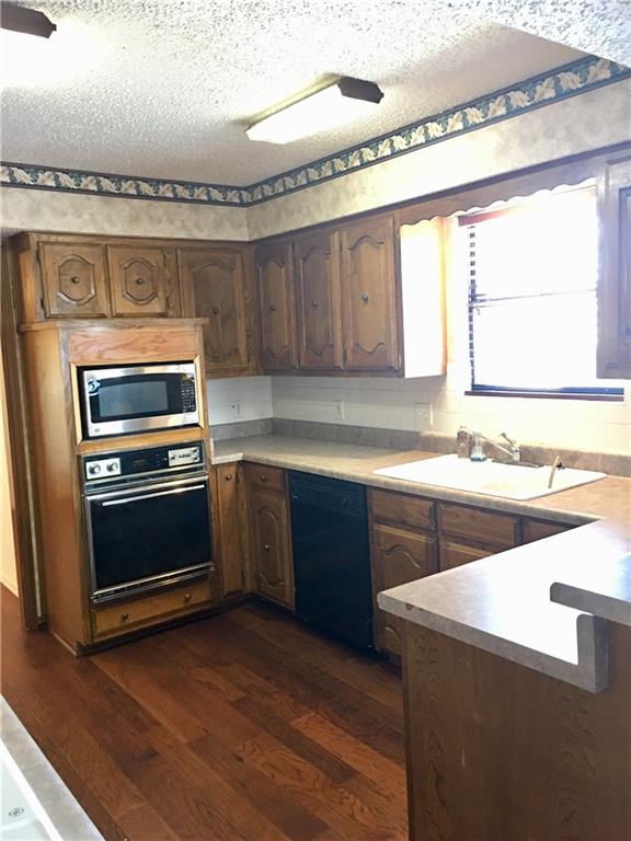 2257 Bolden Road Property Photo 6