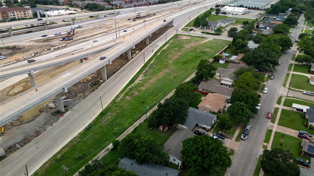 2390 Interstate 30 Property Photo 2