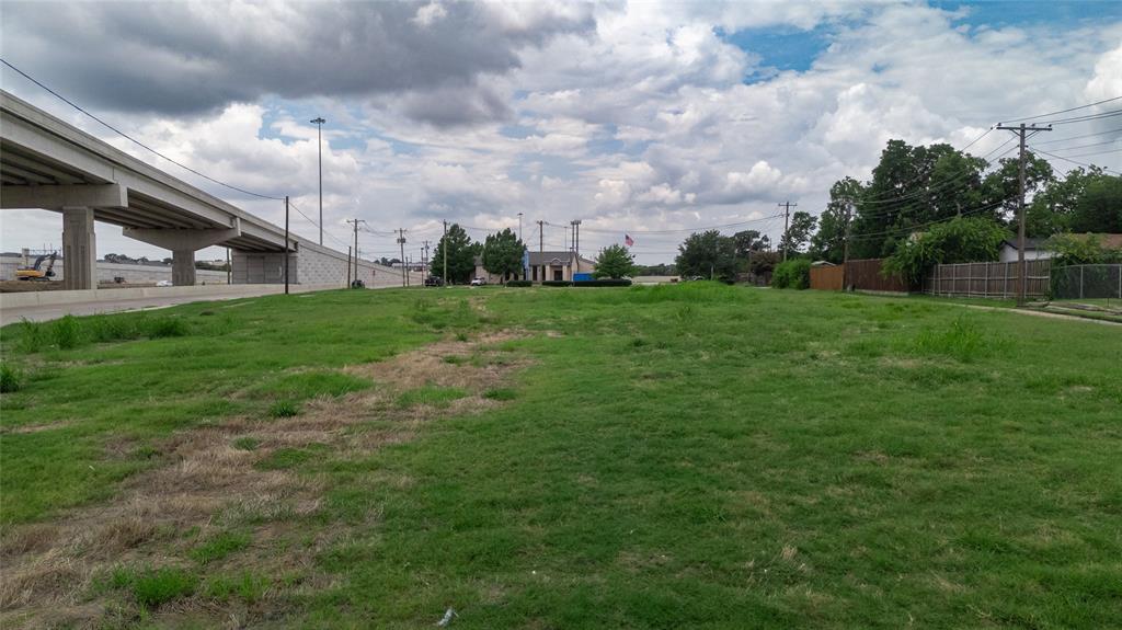 2390 Interstate 30 Property Photo 6