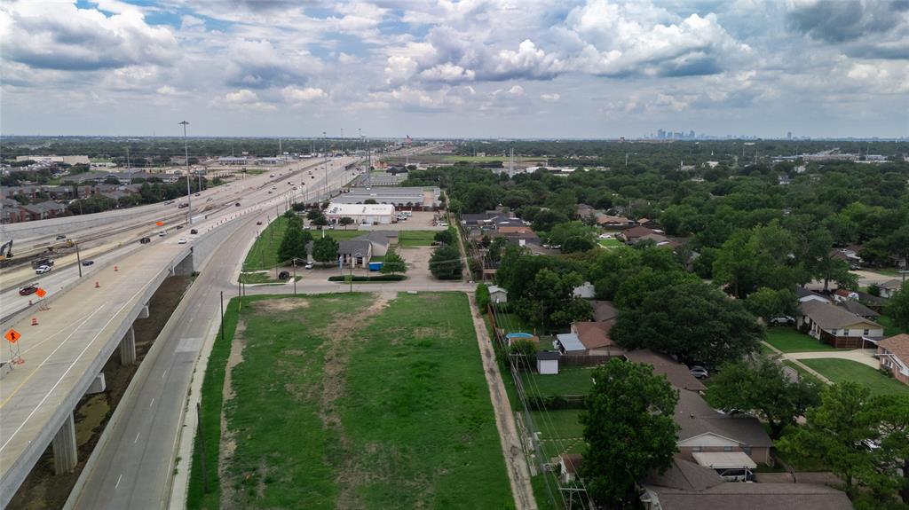 2390 Interstate 30 Property Photo 8