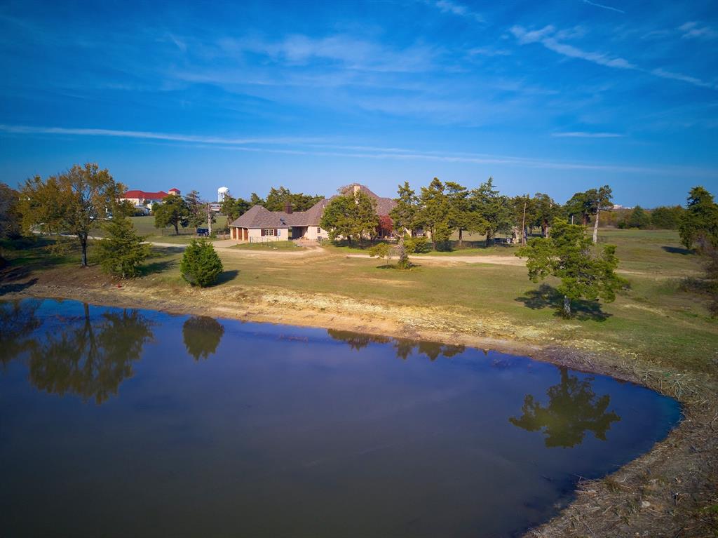1318 N J Elmer Weaver Freeway