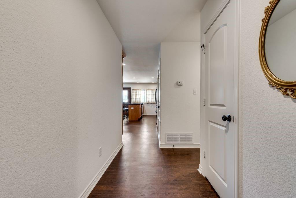 8302 Chesham Drive Property Photo 6