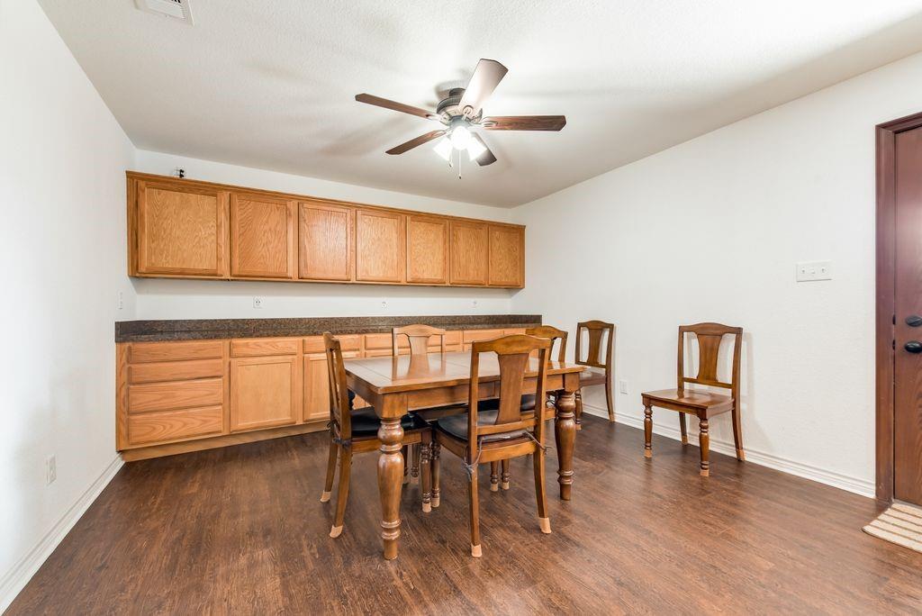 8302 Chesham Drive Property Photo 12