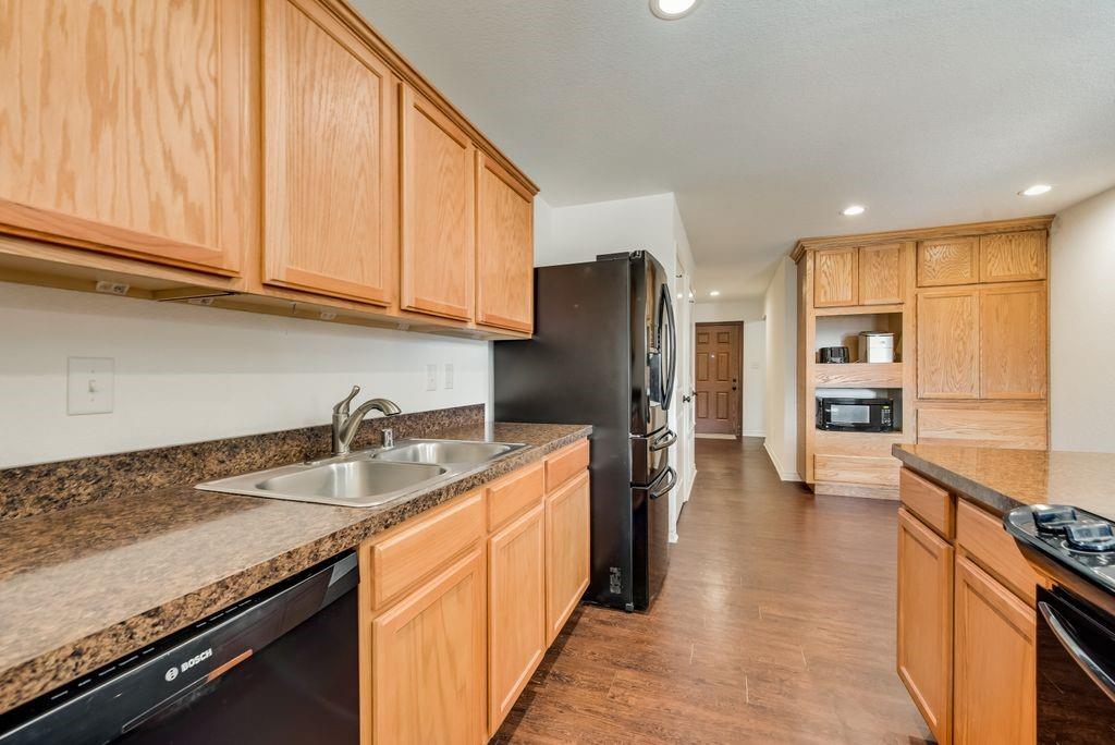 8302 Chesham Drive Property Photo 18