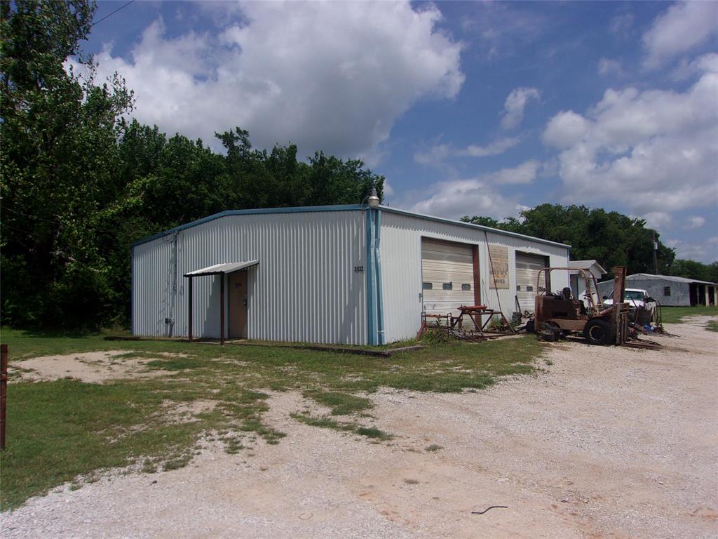 3032 State Highway 59 Property Photo 2