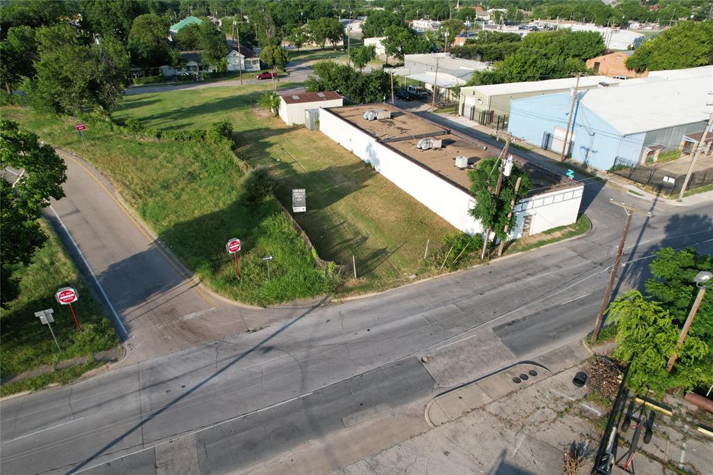 720 S Haskell Avenue Property Photo 14