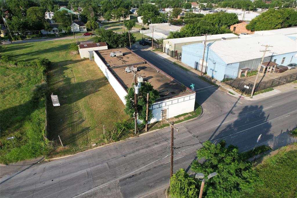 720 S Haskell Avenue Property Photo 17
