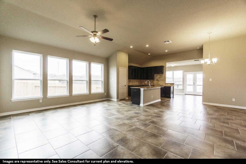 1513 Green Meadows Way Property Photo 5