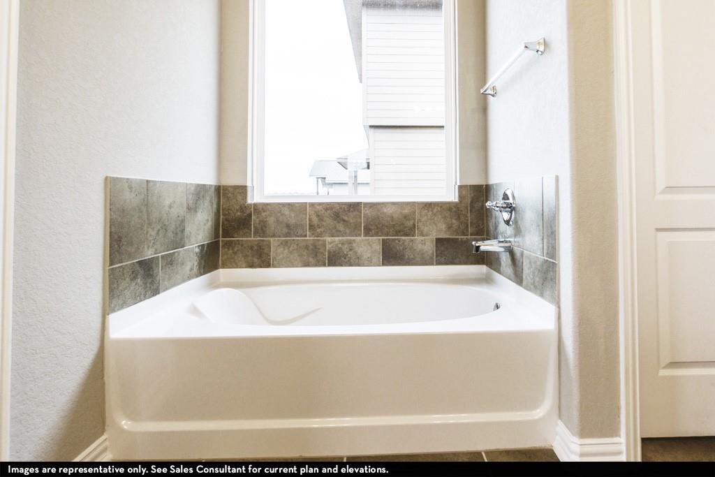 1513 Green Meadows Way Property Photo 12