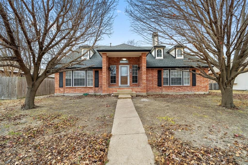 8105 Trail Lake Drive Property Photo 1