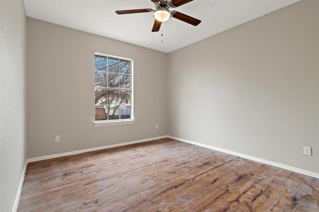 8105 Trail Lake Drive Property Photo 9