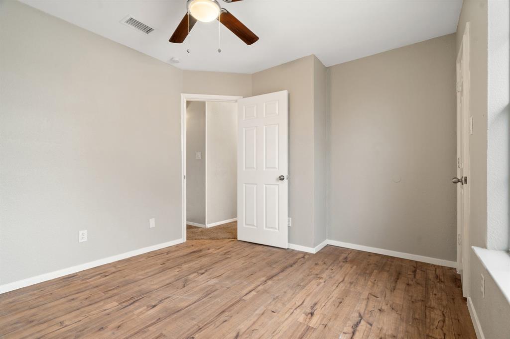 8105 Trail Lake Drive Property Photo 10