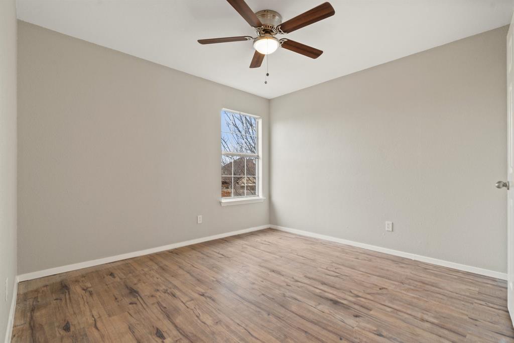 8105 Trail Lake Drive Property Photo 12