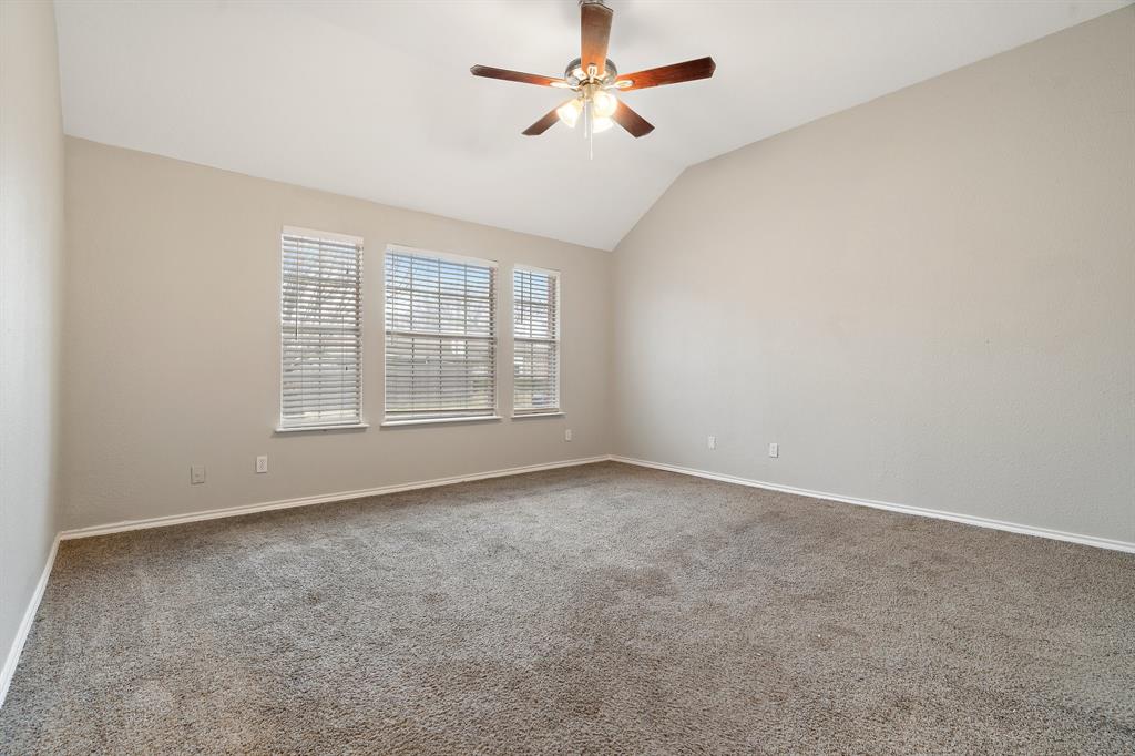 8105 Trail Lake Drive Property Photo 14