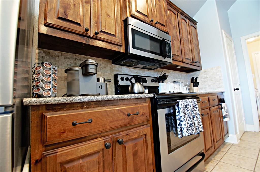 3702 Dogwood Road Property Photo 9