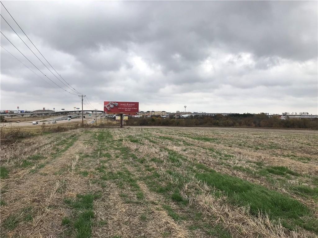 Tbd N I35 Highway Property Photo 1