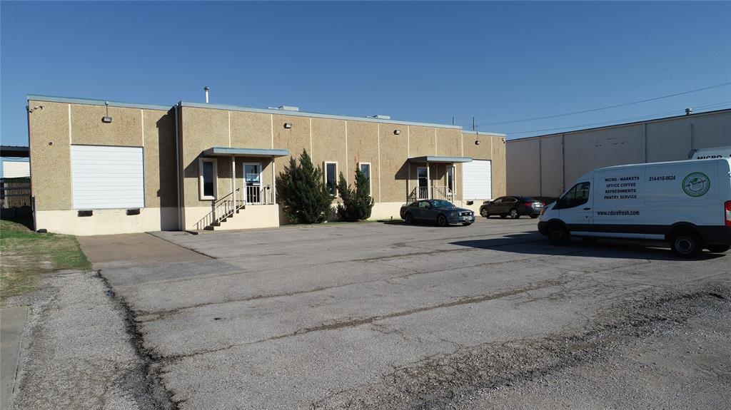 322 International Property Photo 1