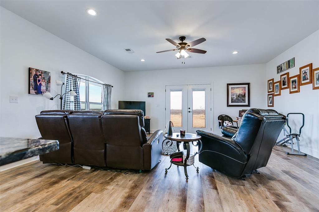 12487 Cr 4102 Property Photo 5