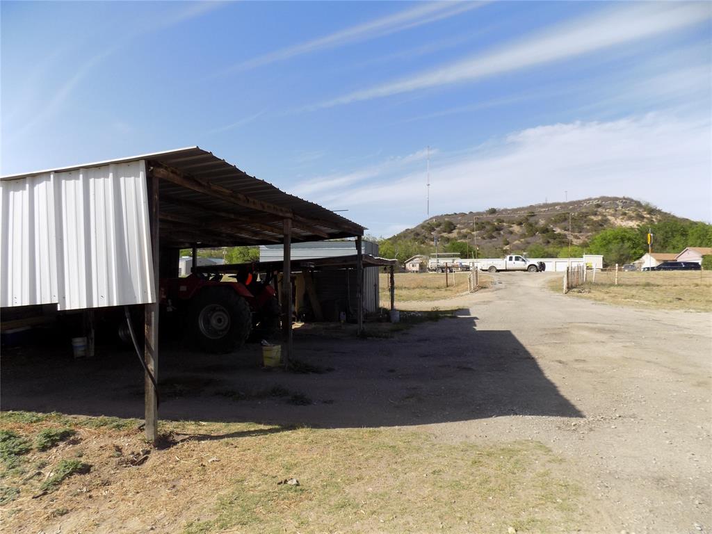1503 Wallis Property Photo 8