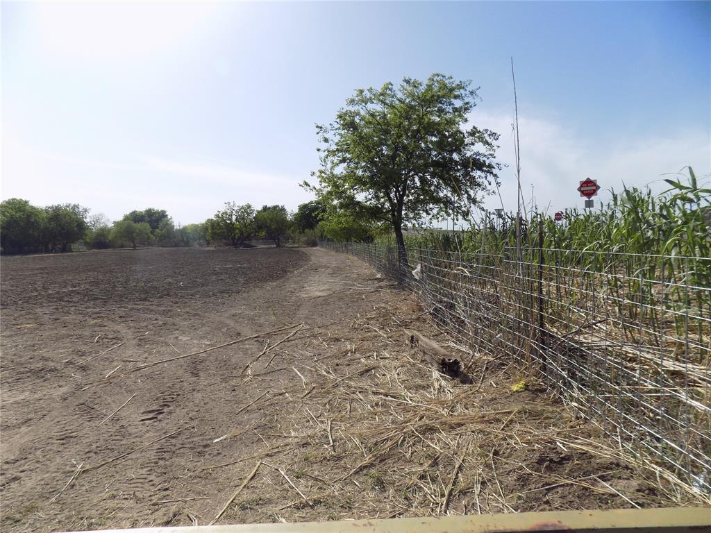 1503 Wallis Property Photo 11