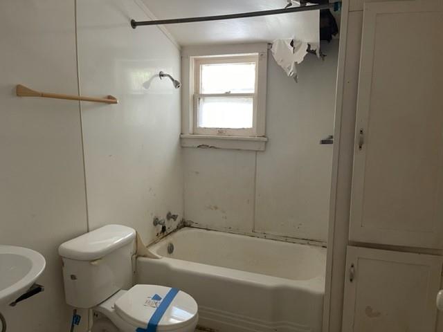 1002 Josephine Street Property Photo 13