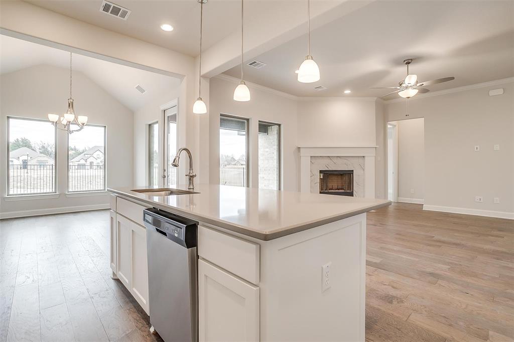 822 Summer Grove Property Photo 34