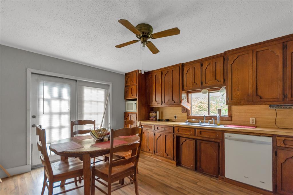 2411 Second Street Property Photo 10