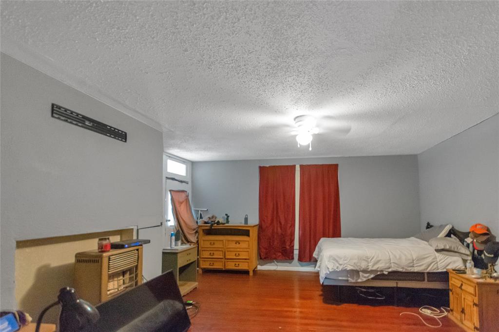 2411 Second Street Property Photo 14