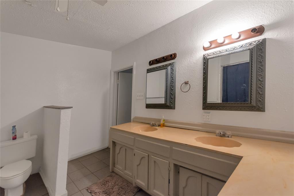 2411 Second Street Property Photo 16