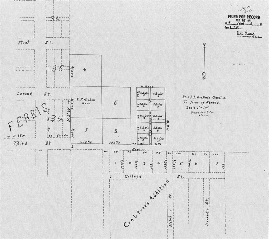 313 E 3rd Street Property Photo 4