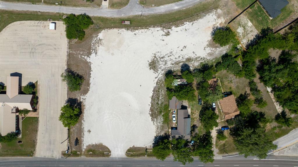 283 N Us Hwy 281 Property Photo 3