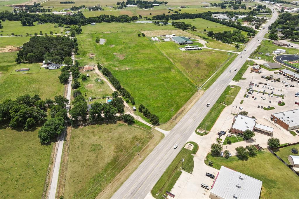 1001 S Highway 377 Property Photo 3