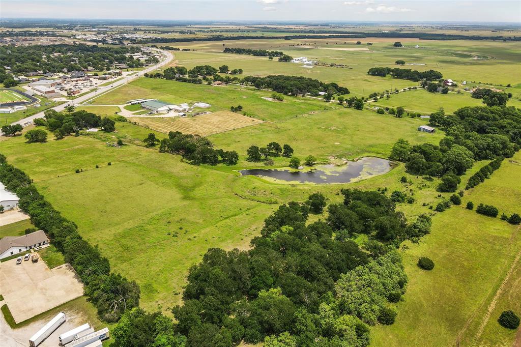 1001 S Highway 377 Property Photo 4