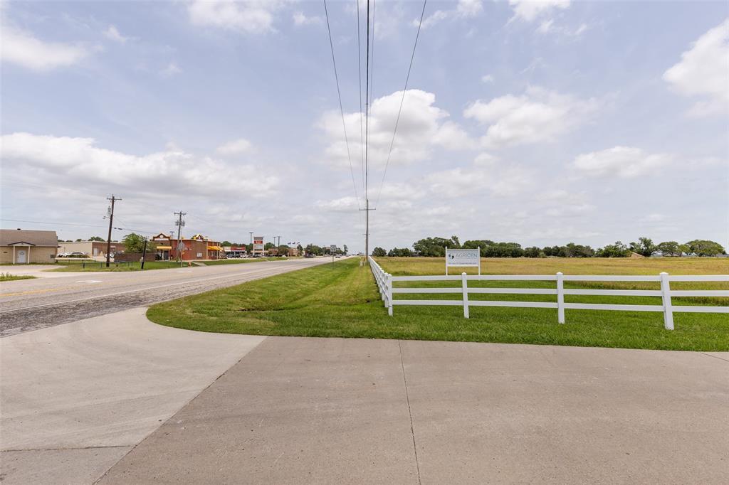 1001 S Highway 377 Property Photo 6