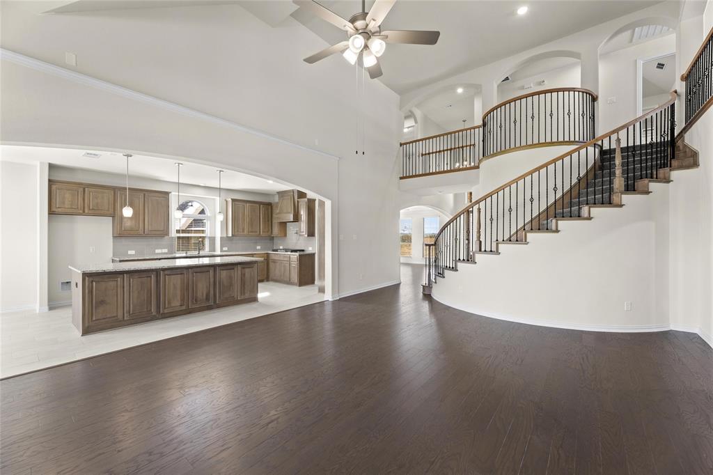 320 Cheyenne Mountain Drive Property Photo 13