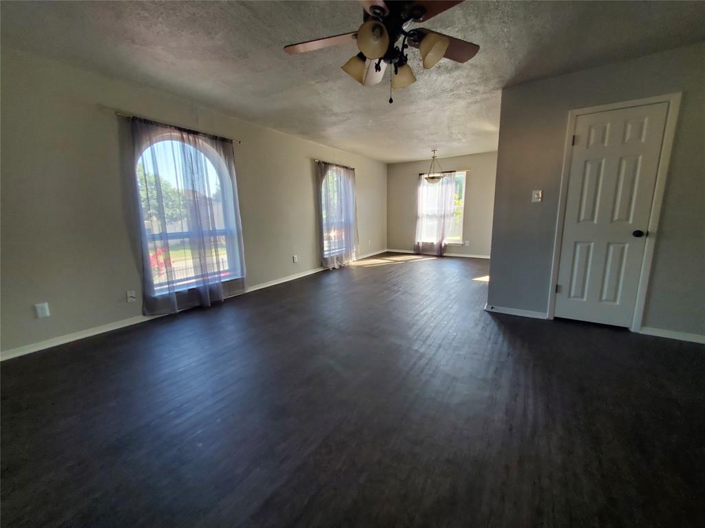 6016 Westridge Lane Property Photo 1