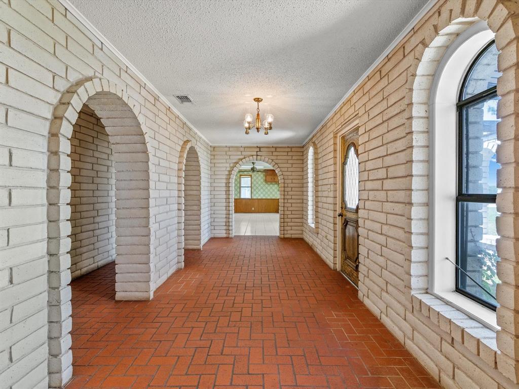 3433 Highway 81 Property Photo 4