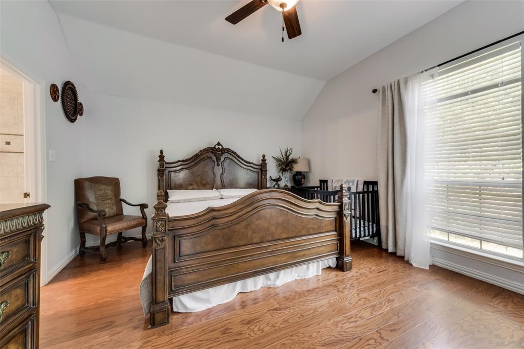 204 Fox Wood Drive Property Photo 12
