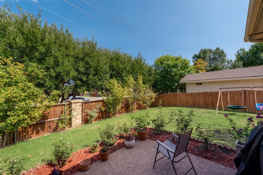 204 Fox Wood Drive Property Photo 22