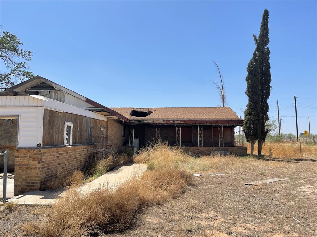 1804 N Redondo Avenue Property Photo 5