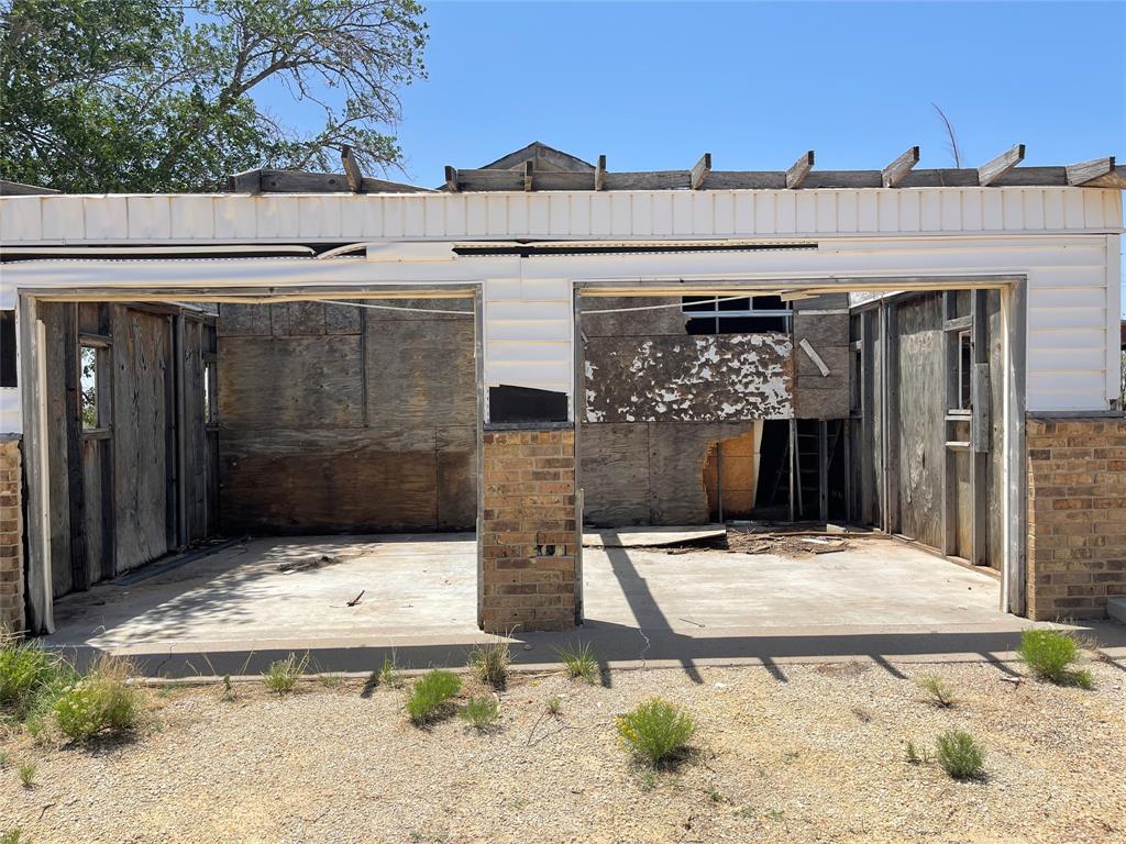 1804 N Redondo Avenue Property Photo 6