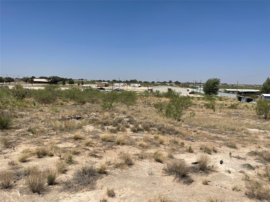1711 N Redondo Avenue Property Photo 11
