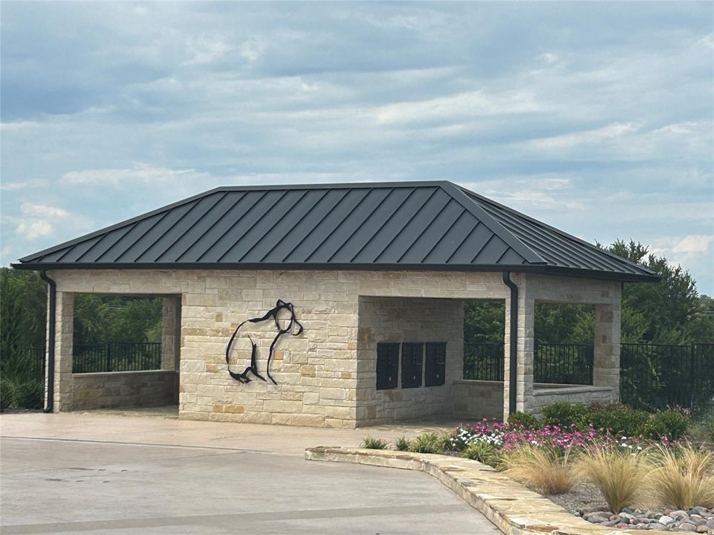 3027 Winding Creek Trail Property Photo 13
