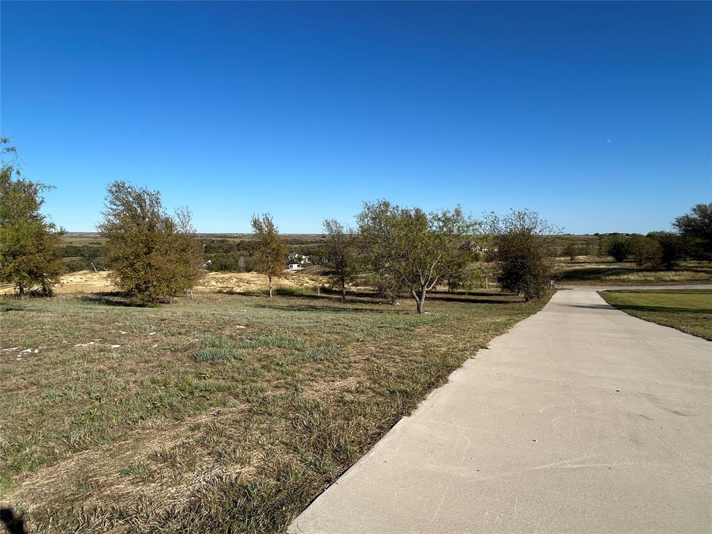 2010 Hidden Bluff Drive Property Photo 7