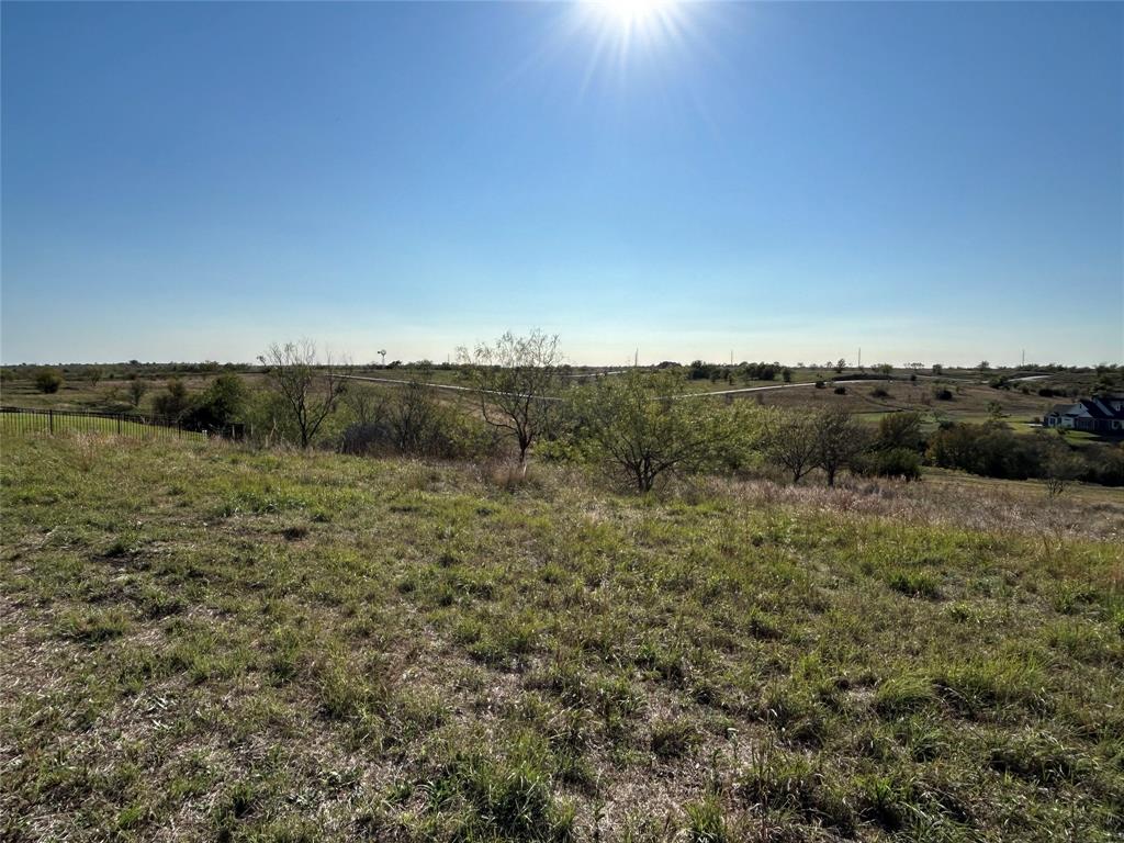 2010 Hidden Bluff Drive Property Photo 10