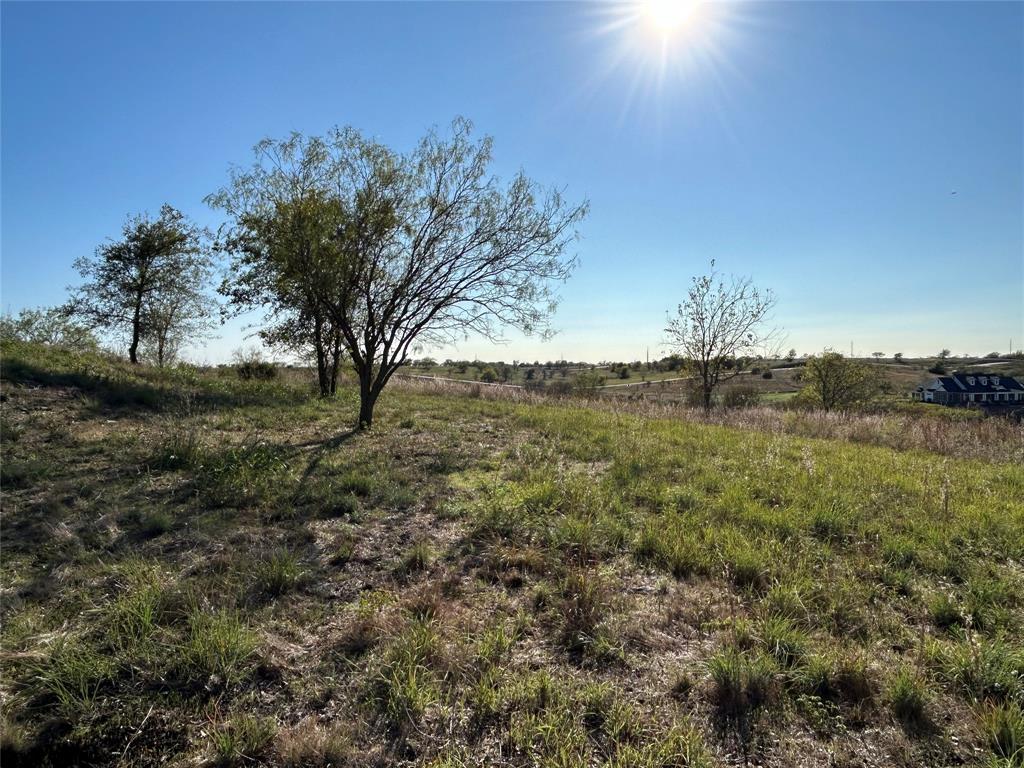 2010 Hidden Bluff Drive Property Photo 11