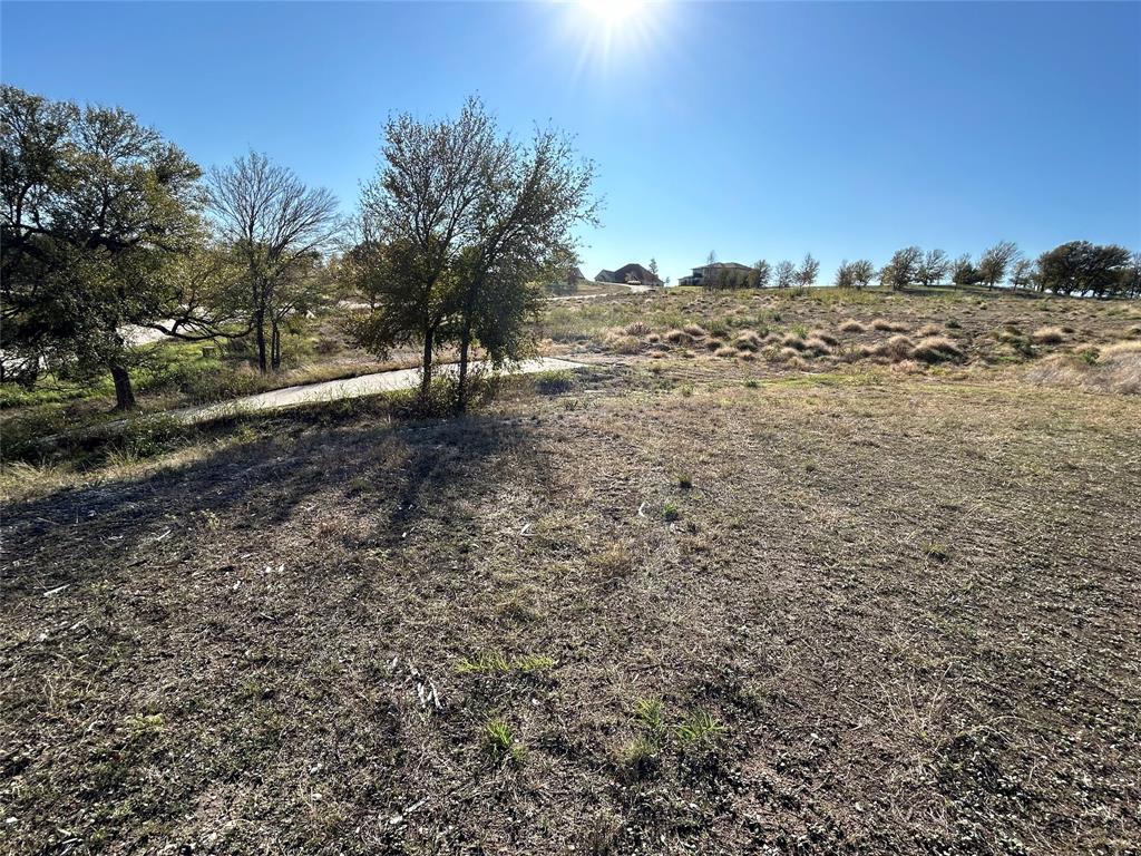 2000 Hidden Bluff Drive Property Photo 6