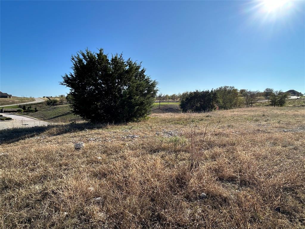 2000 Hidden Bluff Drive Property Photo 10