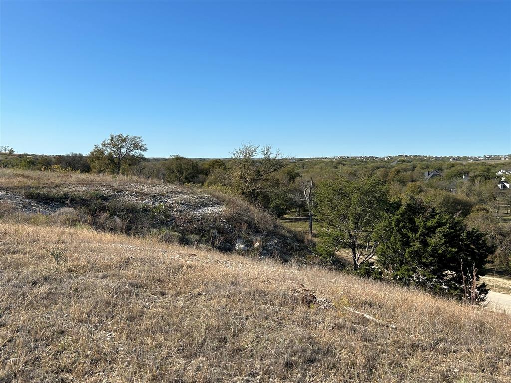 2000 Hidden Bluff Drive Property Photo 15